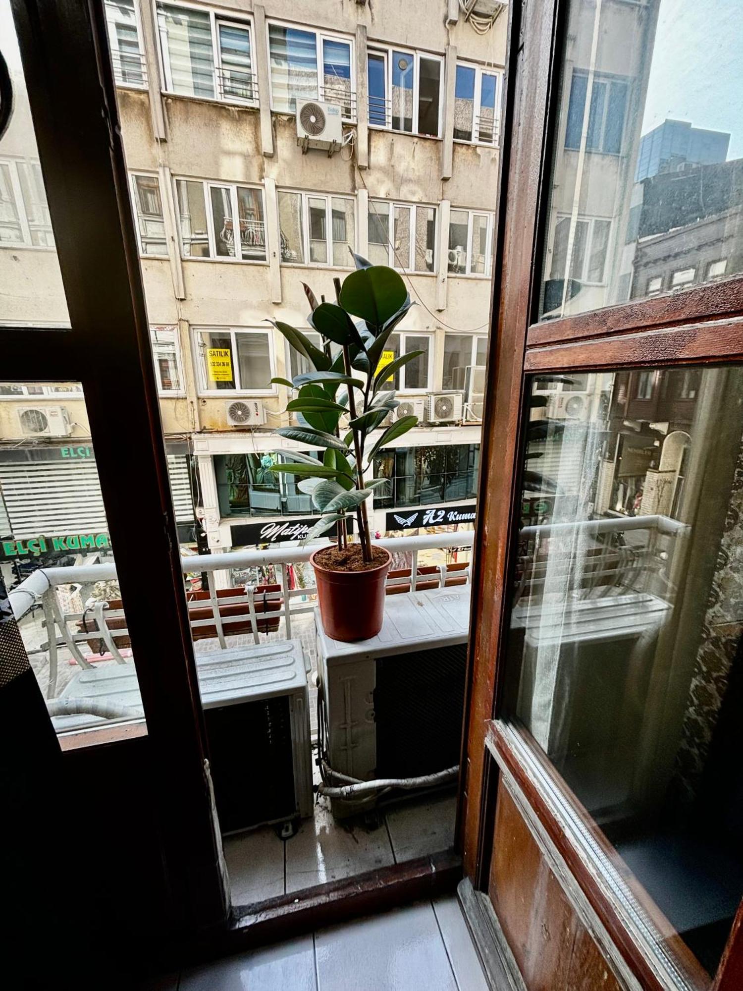 White Suites Hotel Istanbul Bagian luar foto